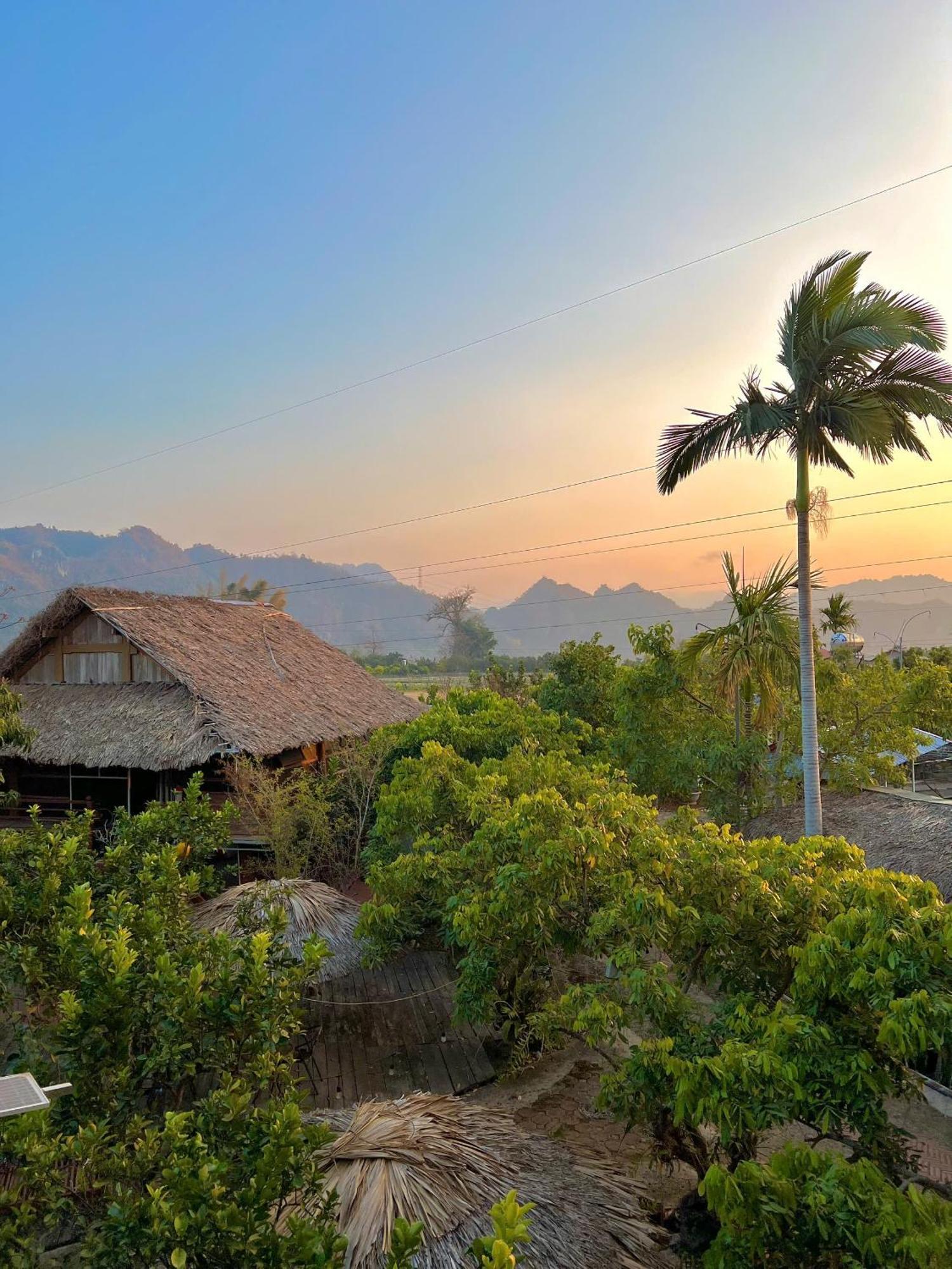 Country house Hung Hue *